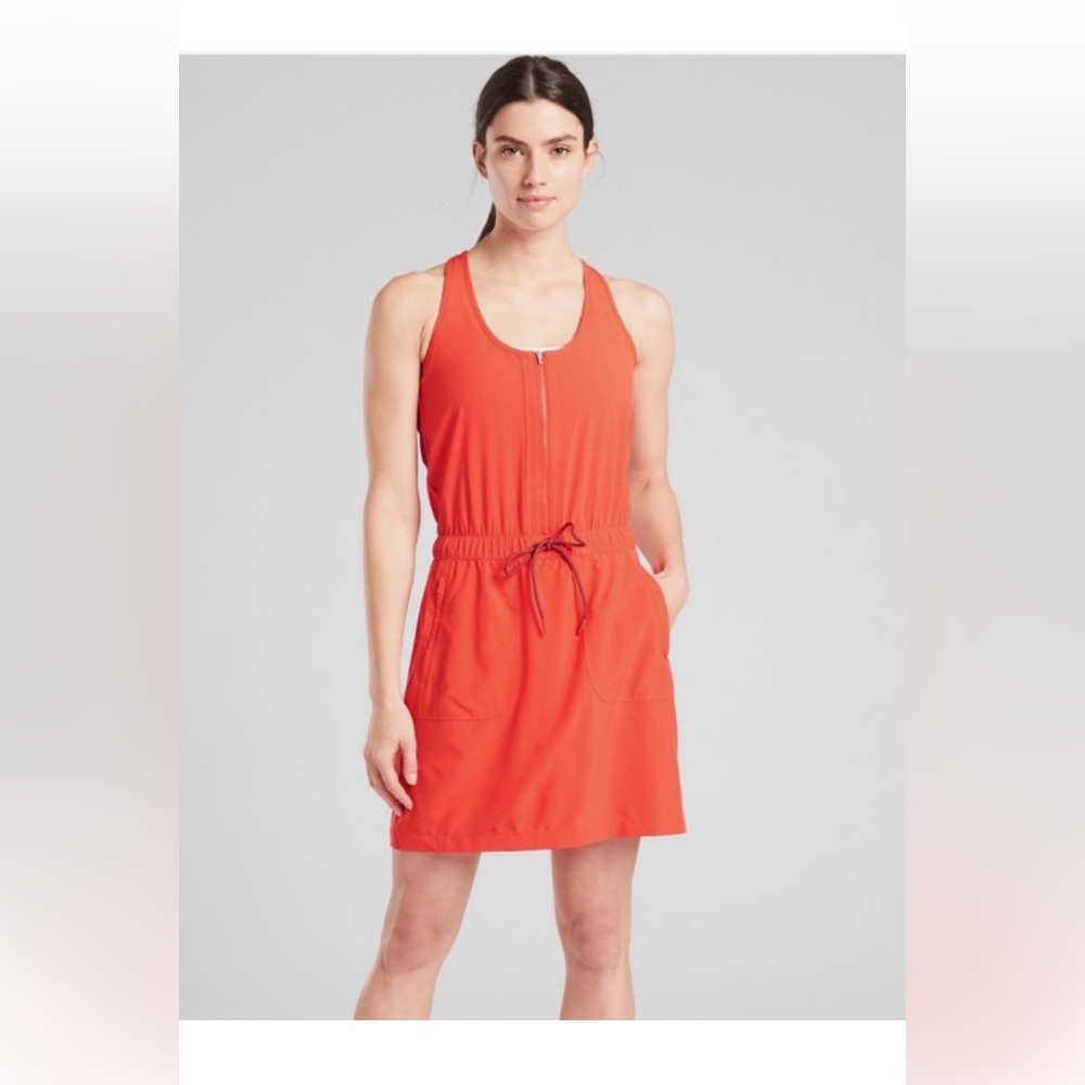 NWT Athleta Expedition Dress Skort in Vibrant Coral Red Women’s Size 10